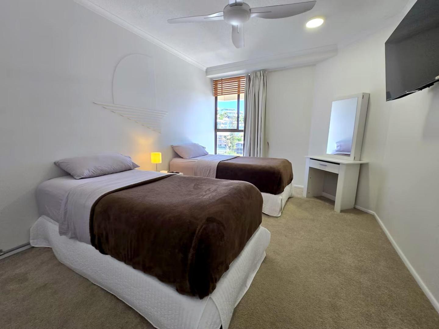 Deluxe Two Bedroom Apartment With Ocean Views Coolum Beach Buitenkant foto